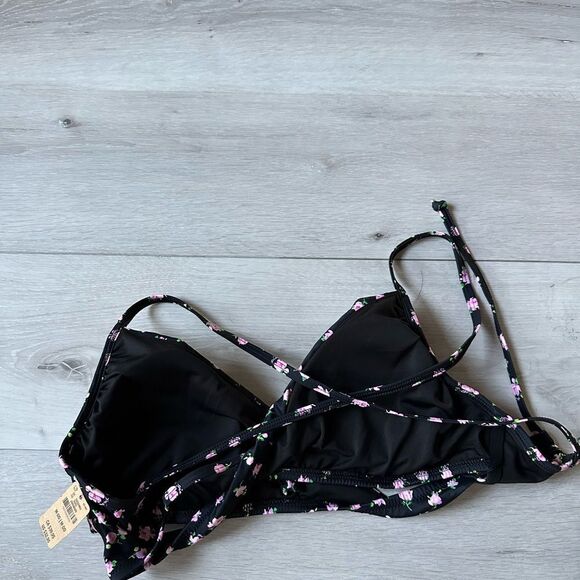 VICTORIA SECRET PINK
BODY WRAP BIKINI TOP PURE BLACK FLORAL M NWT - Picture 6 of 6